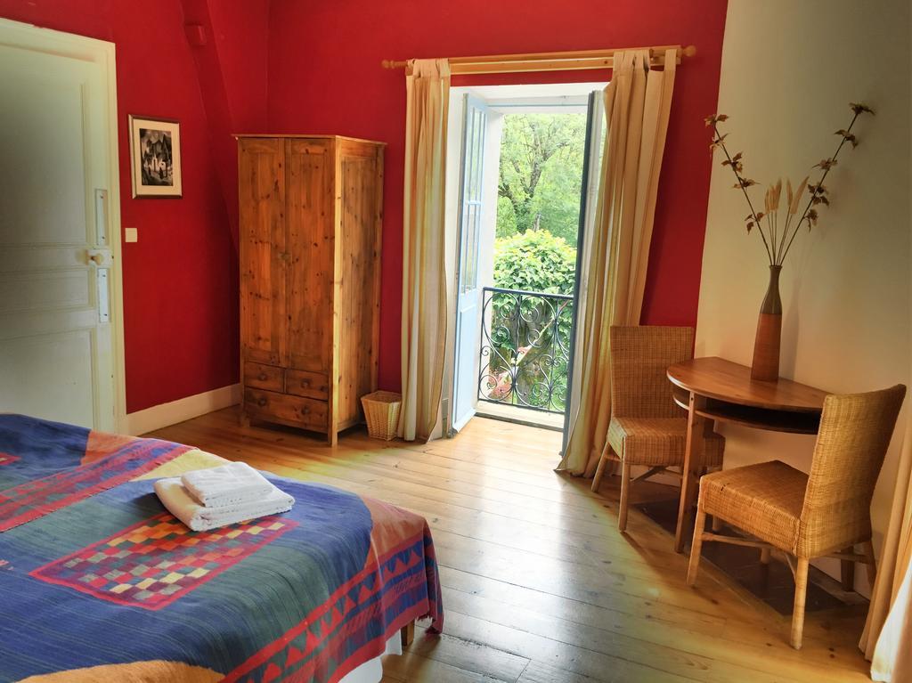 Papilio Bed & Breakfast Montauban-de-Luchon Ngoại thất bức ảnh
