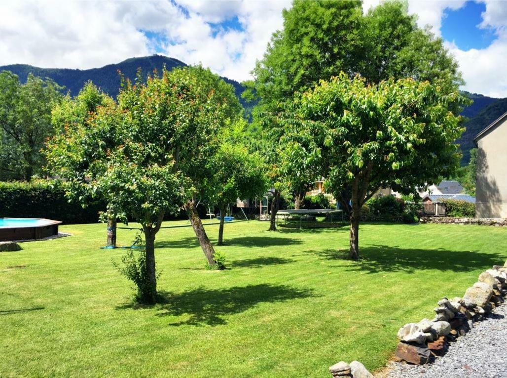 Papilio Bed & Breakfast Montauban-de-Luchon Ngoại thất bức ảnh